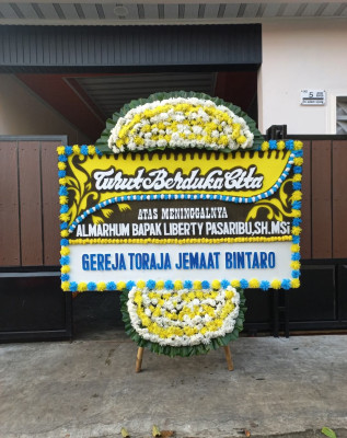 Papan Bunga Duka di Fitu